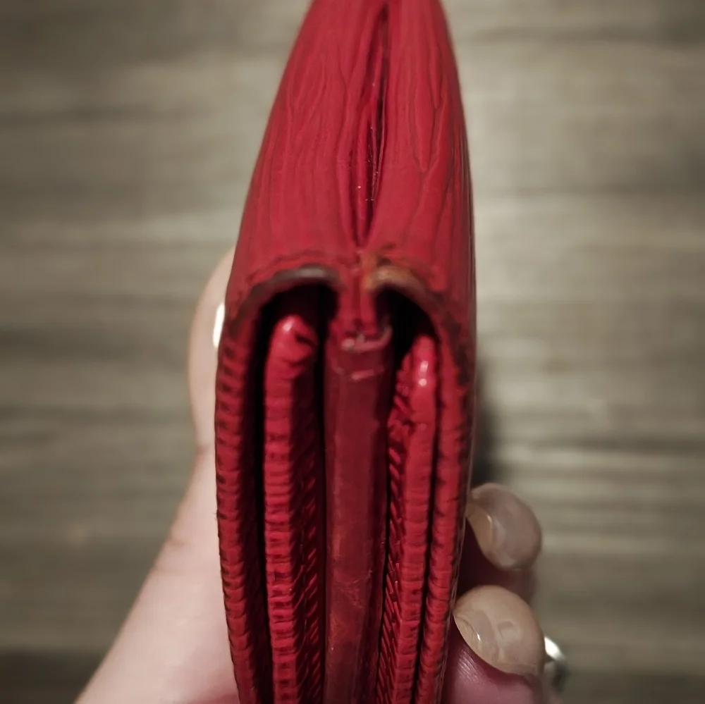 Louis Vuitton Red Epi Leather Elise Wallet